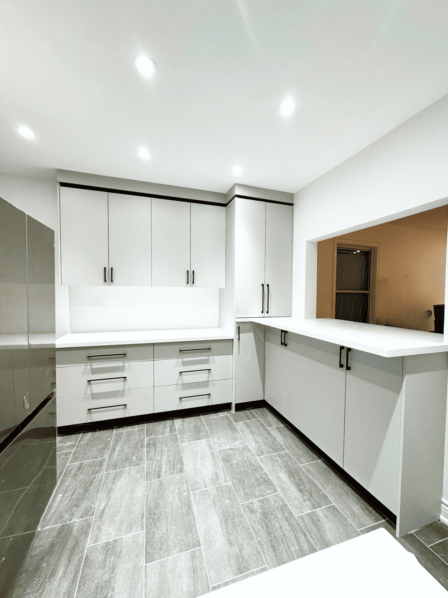 Kitchen Oshawa包胶